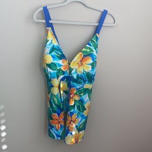 Ocean Dream Floral Swimsuit Top 26W